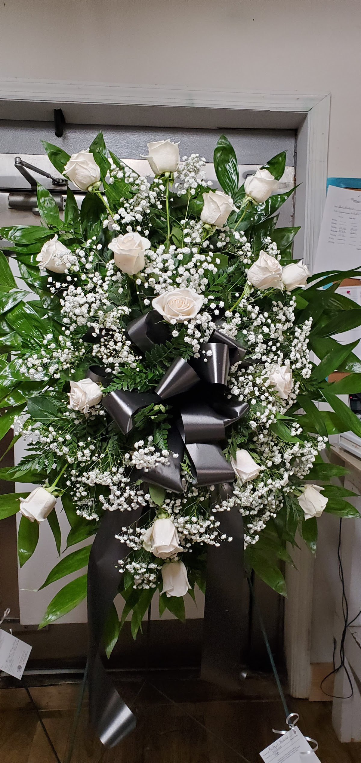 Ebony's Flowers & Gifts photo 4