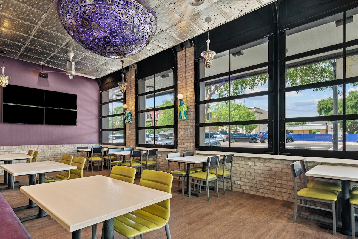 Mellow Mushroom Augusta - Restaurants in Augusta, GA