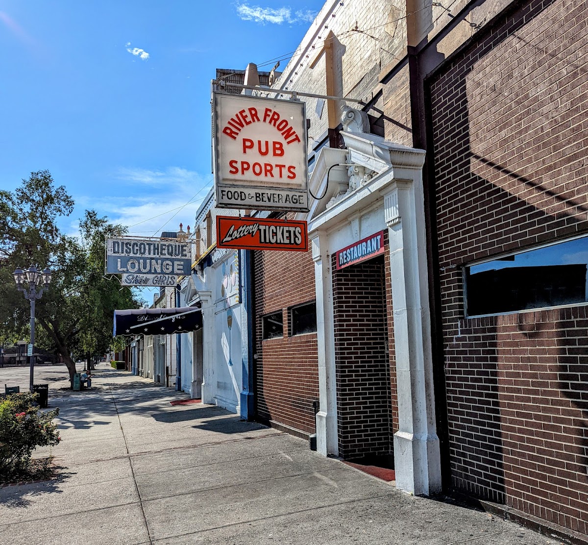 Riverfront Pub & Sports - Late Night in Augusta, GA