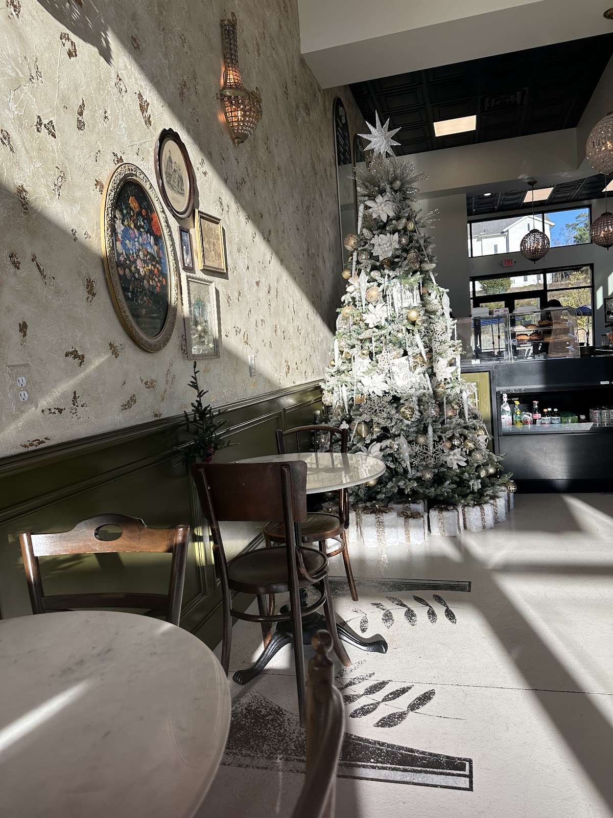 Rooted Coffeehouse West Lake - Coffee & Cafes in Augusta, GA
