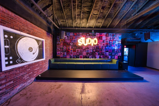 Studio Neighborhood Bar photo 4