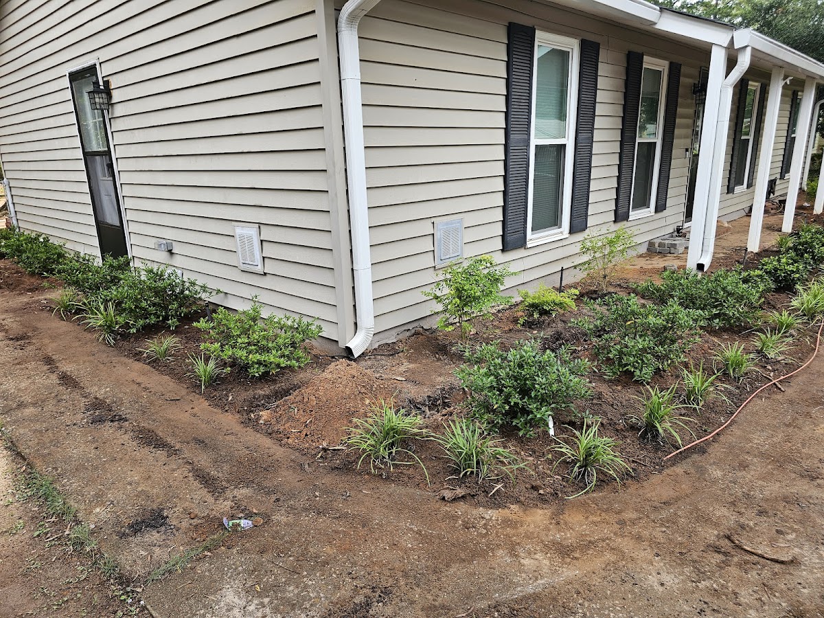 Turner's lawn care and landscaping LLC photo 4