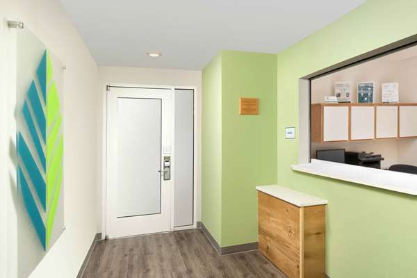 WoodSpring Suites Augusta Riverwatch photo 5